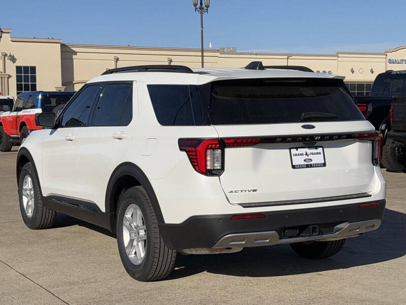 2026 Ford Explorer Active