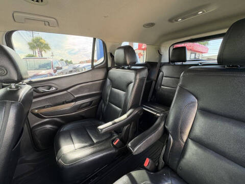 2022 GMC Acadia SLE