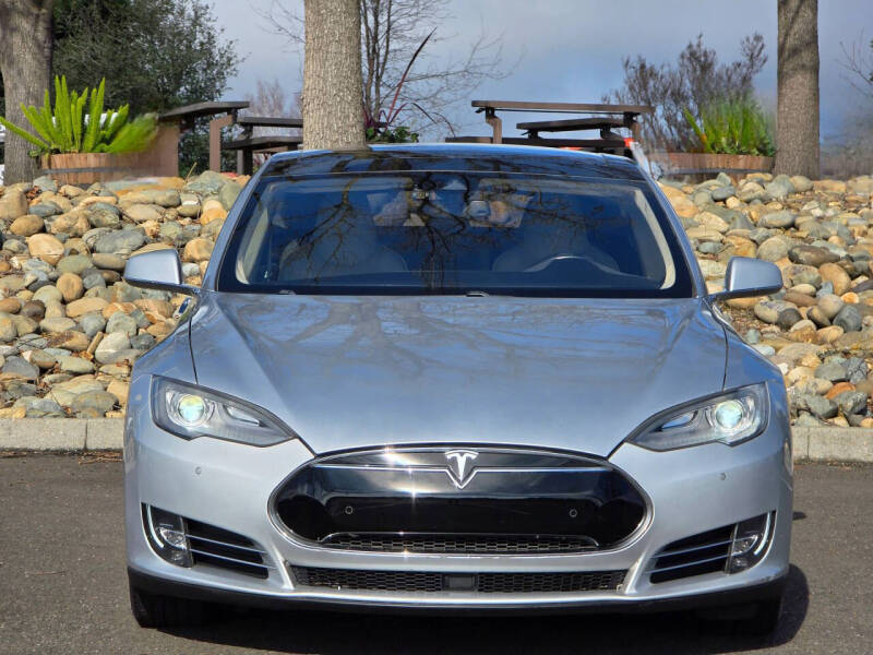 2014 Tesla Model S