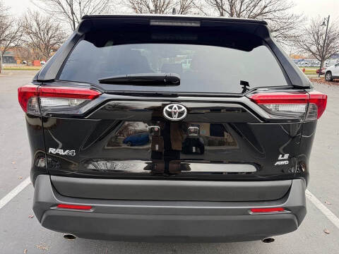 2023 Toyota RAV4 LE