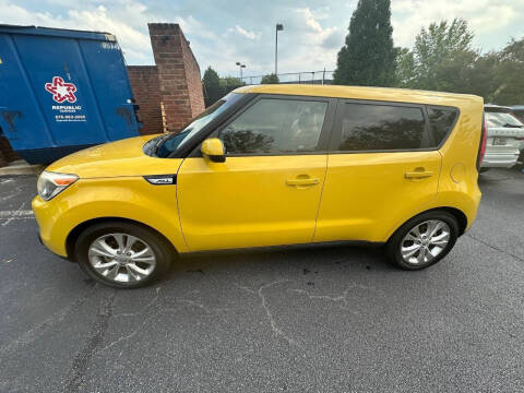2015 Kia Soul +