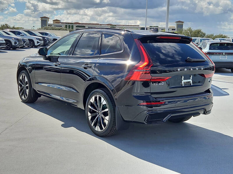 2026 Volvo XC60 B5 Plus