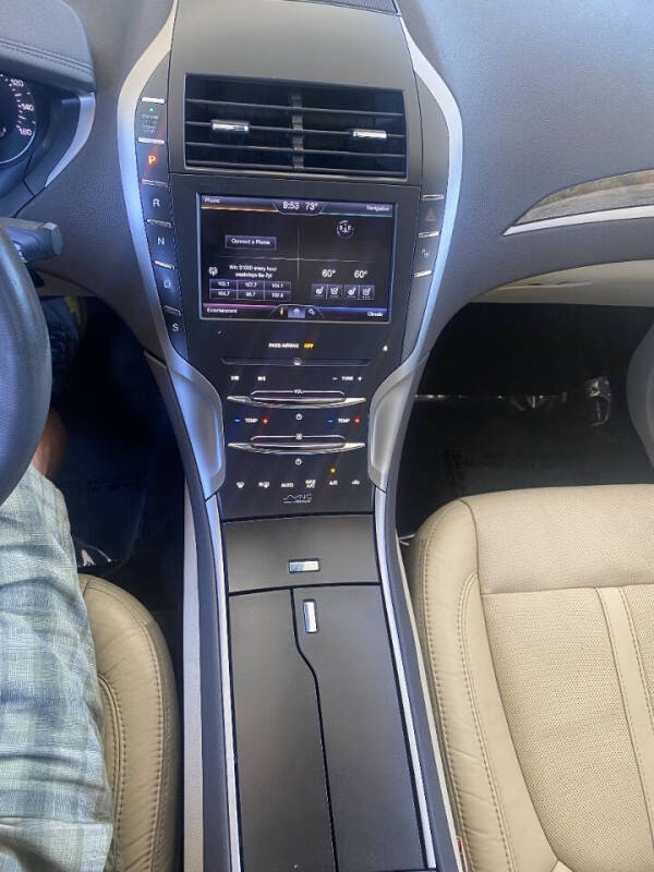 2013 Lincoln MKZ