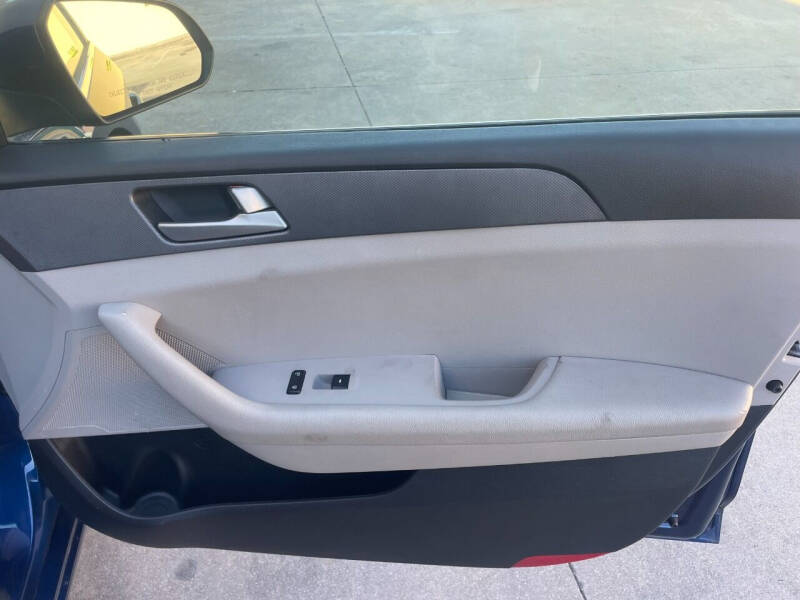 2016 Hyundai Sonata SE