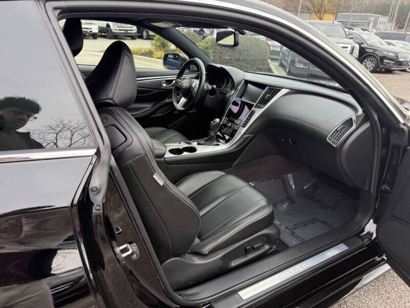 2017 Infiniti Q60 2.0T Premium