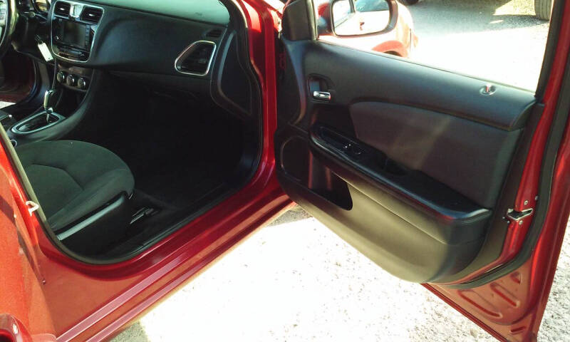 2011 Chrysler 200 Touring