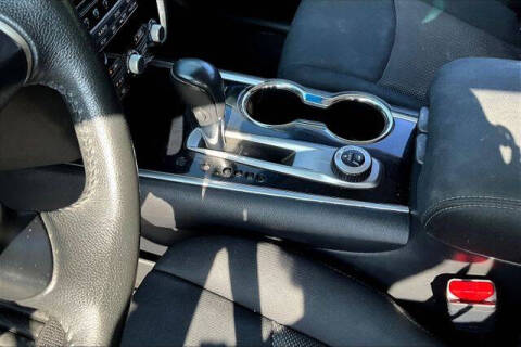 2017 Nissan Pathfinder SV