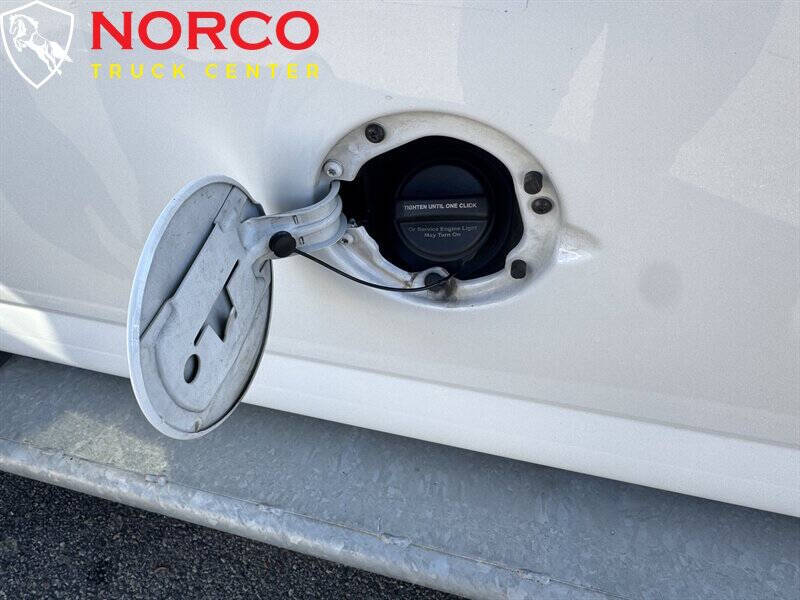 2023 Chevrolet Express 2500