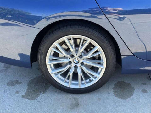 2023 BMW 3 Series 330i xDrive