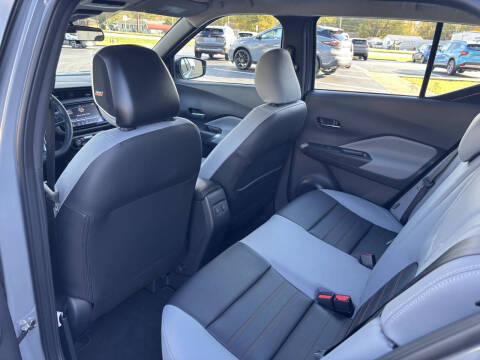 2024 Nissan Kicks SR