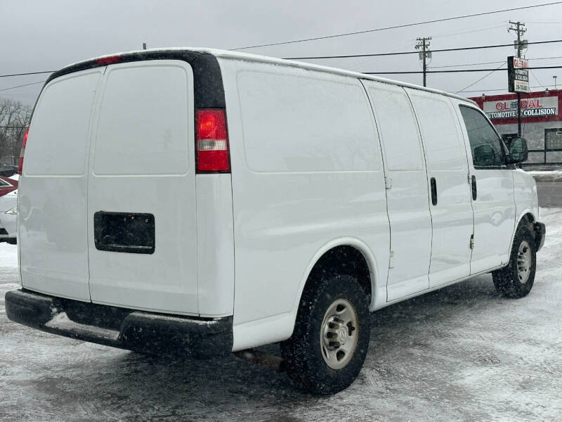 2016 Chevrolet Express 2500