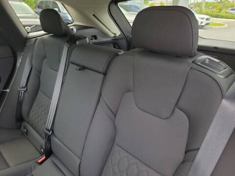 2026 Volvo XC60 B5 Core