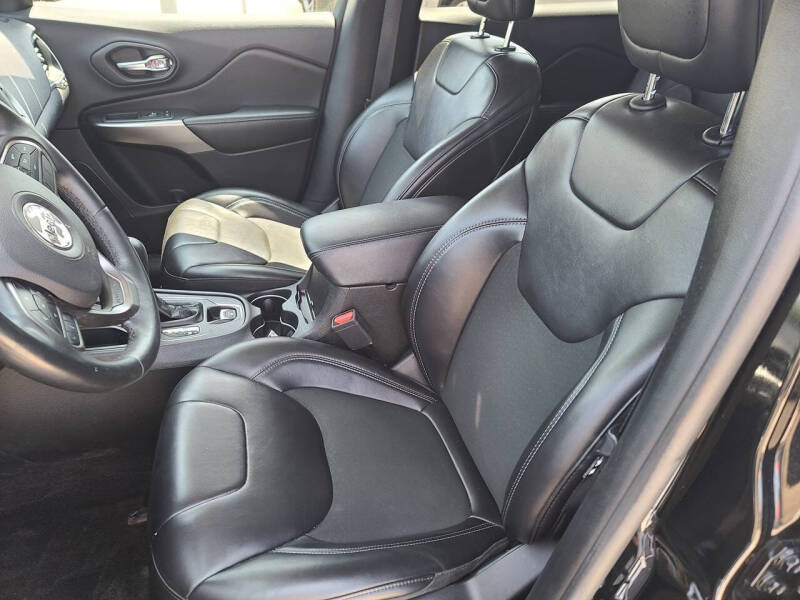 2019 Jeep Cherokee Altitude