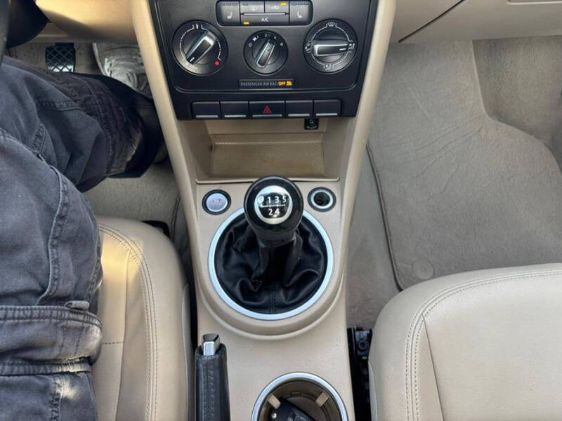 2013 Volkswagen Beetle