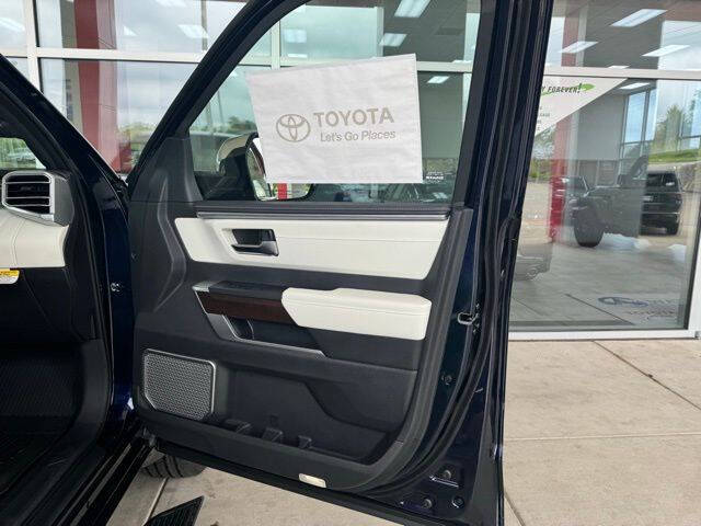 2024 Toyota Tundra Capstone HV