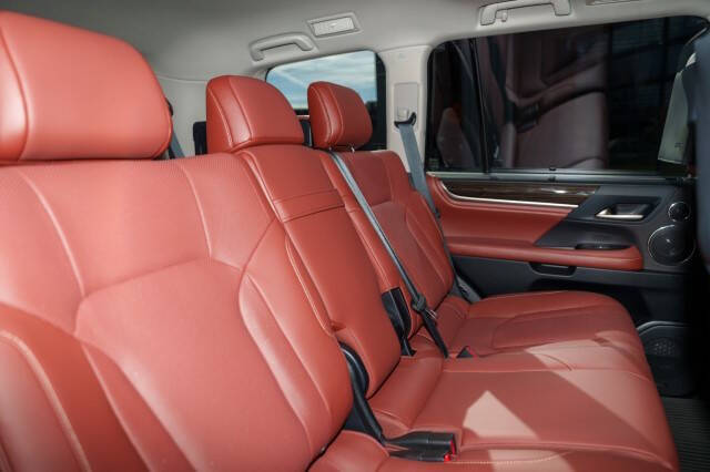 2021 Lexus LX 570 Three-Row