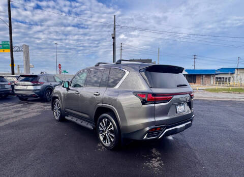 2023 Lexus LX 600 Premium