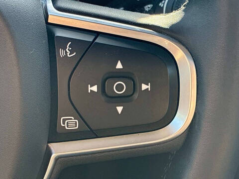 2023 Volvo XC60 B5 Core
