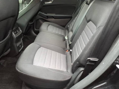 2018 Ford Edge SE