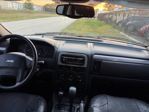 2002 Jeep Grand Cherokee Laredo