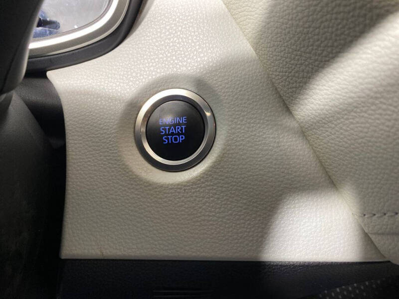 2022 Toyota Corolla Hatchback XSE