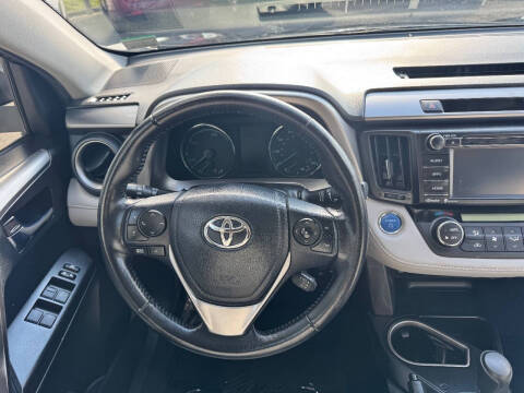 2016 Toyota RAV4 Hybrid XLE