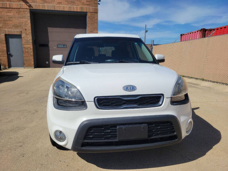 2012 Kia Soul +