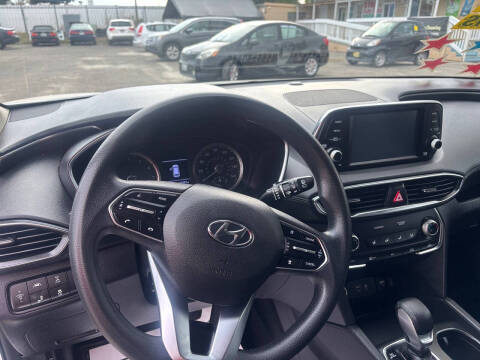 2019 Hyundai Santa Fe SE 2.4L