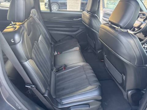 2024 Jeep Grand Cherokee L Altitude