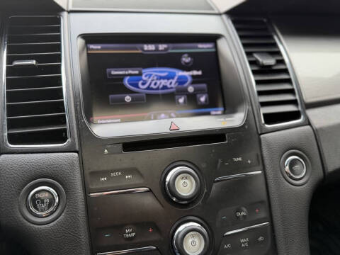 2013 Ford Taurus SEL