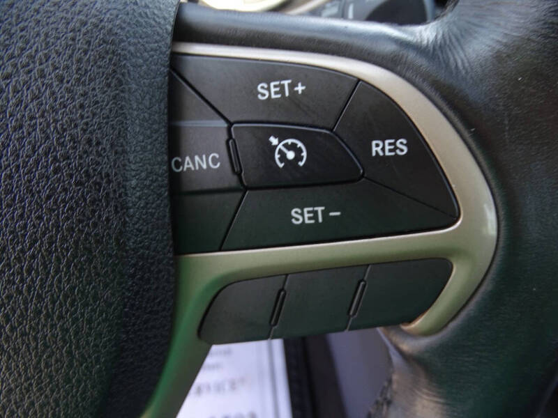 2016 Jeep Cherokee Sport