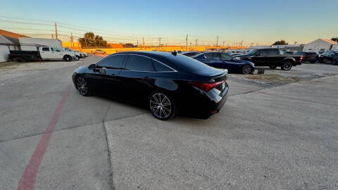 2020 Toyota Avalon XSE
