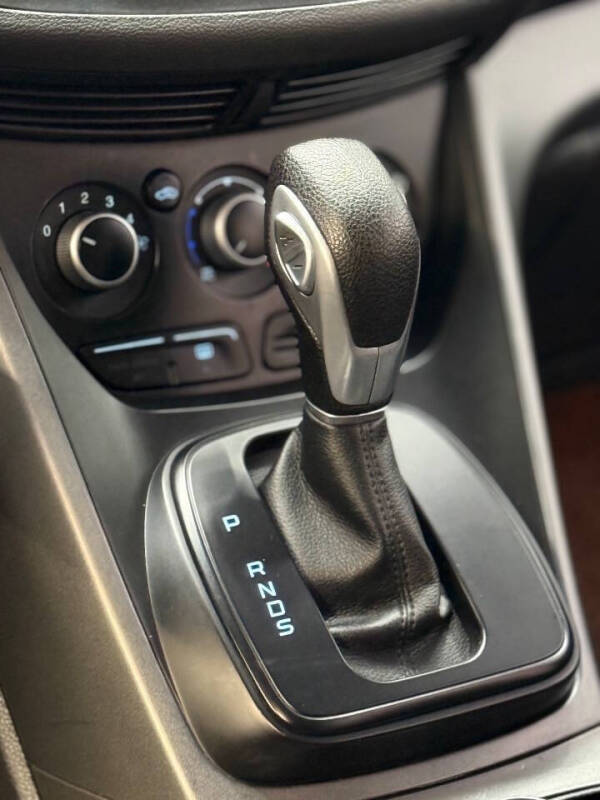 2014 Ford Escape S