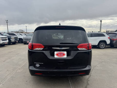 2018 Chrysler Pacifica Touring