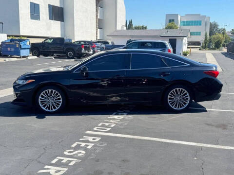 2022 Toyota Avalon Hybrid Limited