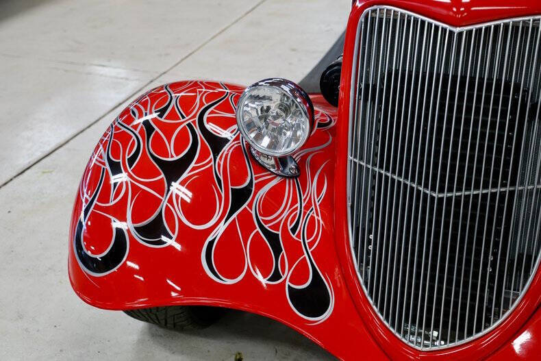 1934 Ford 3 Window Coupe