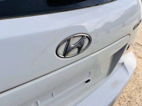 2010 Hyundai Accent GS