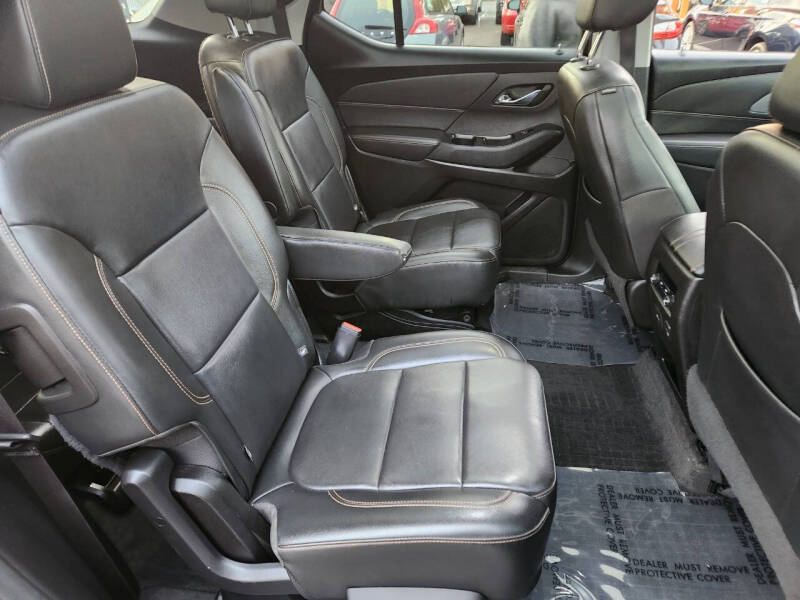 2020 Chevrolet Traverse LT Leather