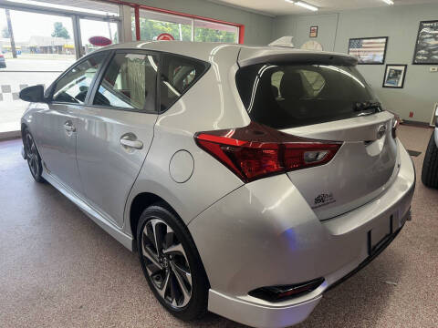 2016 Scion iM