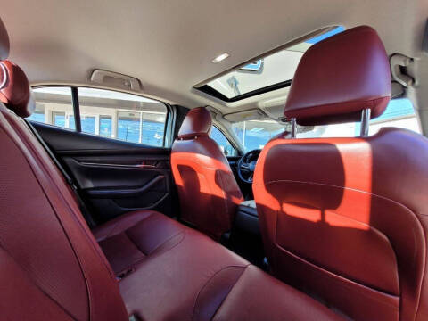 2023 Mazda Mazda3 Sedan 2.5 S Carbon Edition