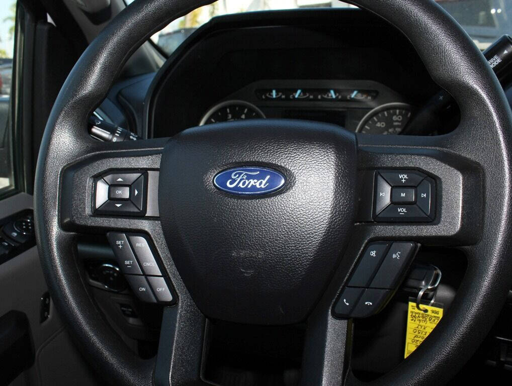 2020 Ford F-150  - $36,595