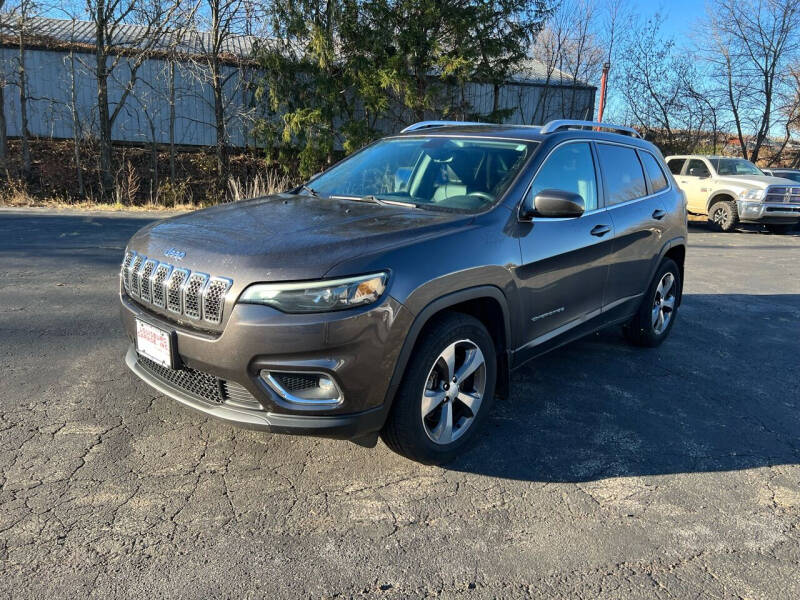 Used 2019 Jeep Cherokee Limited with VIN 1C4PJMDXXKD393642 for sale in Cuba City, WI