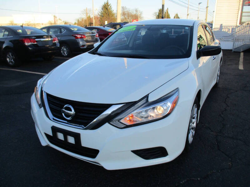 2017 Nissan Altima for sale at Ringa Auto Sales in Arlington Heights IL