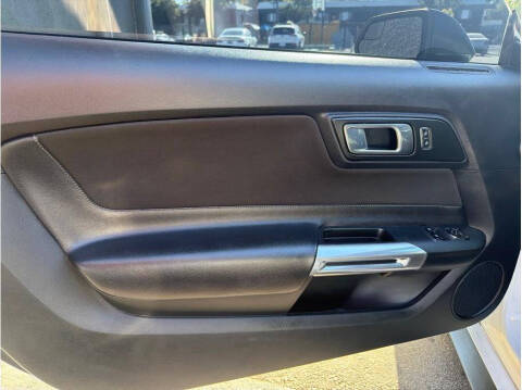 2018 Ford Mustang