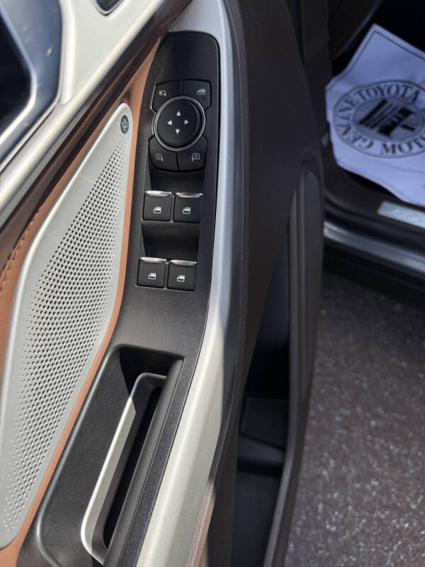 2022 Ford Explorer King Ranch