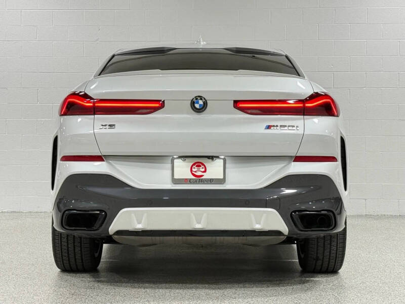 2021 BMW X6 M50i