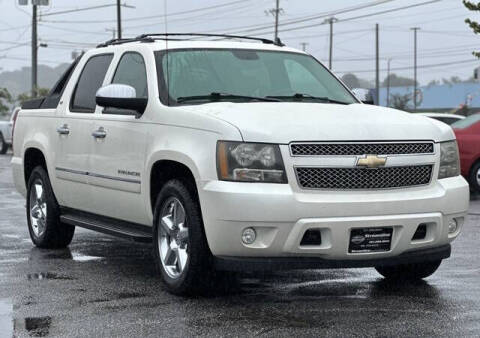 2011 Chevrolet Avalanche LTZ