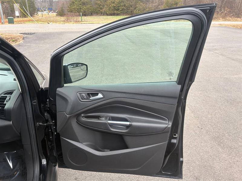 2017 Ford C-MAX Energi SE