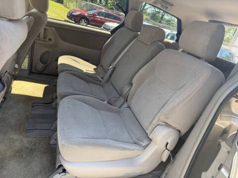 2004 Toyota Sienna