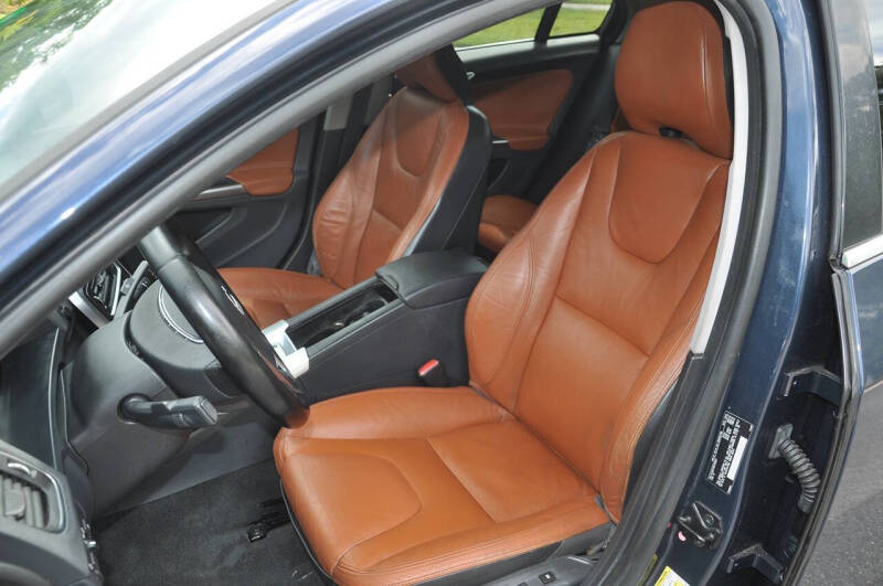 2012 Volvo S60 T5